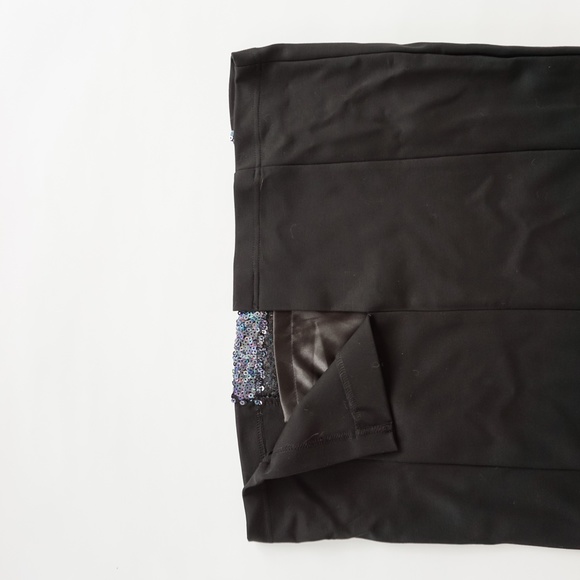 Cap Sleeve Sequined Black Dress - Picture 6 of 6